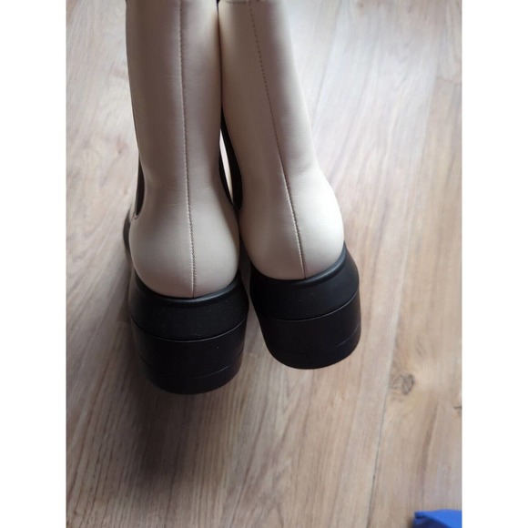 Stuart Weitzman Norah Leather Platform Chelsea Boots Womens 8 C Wide - Picture 9 of 16